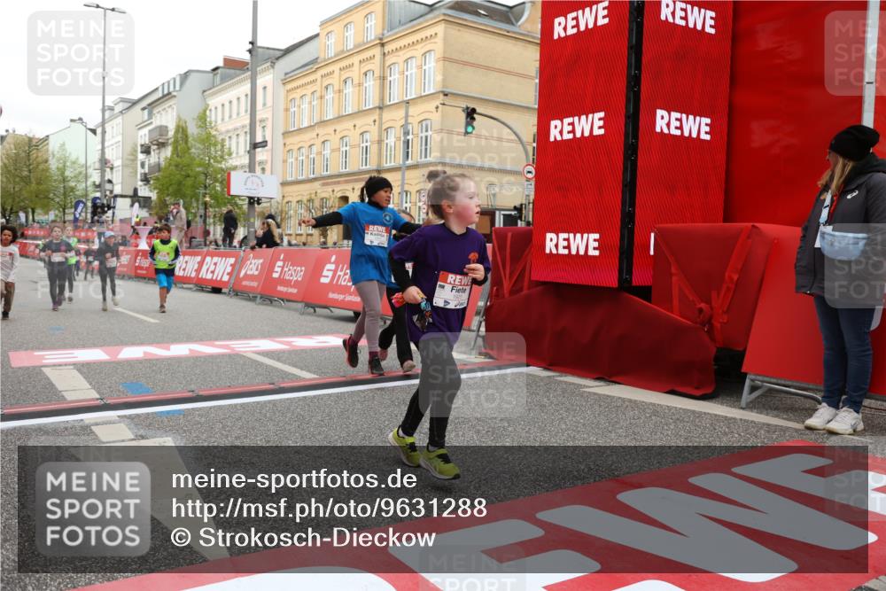 25.04.2026 - Das Zehntel Strokosch-Dieckow http://msf.ph/oto/9631288 25.04.2026 09:04:25 Ziel 1706, 1911, 1925, 2215, 2231, 2948, 2965, 3056, 3057, 3321, 3347, 3366, 3478, 3482 meine-sportfotos.de