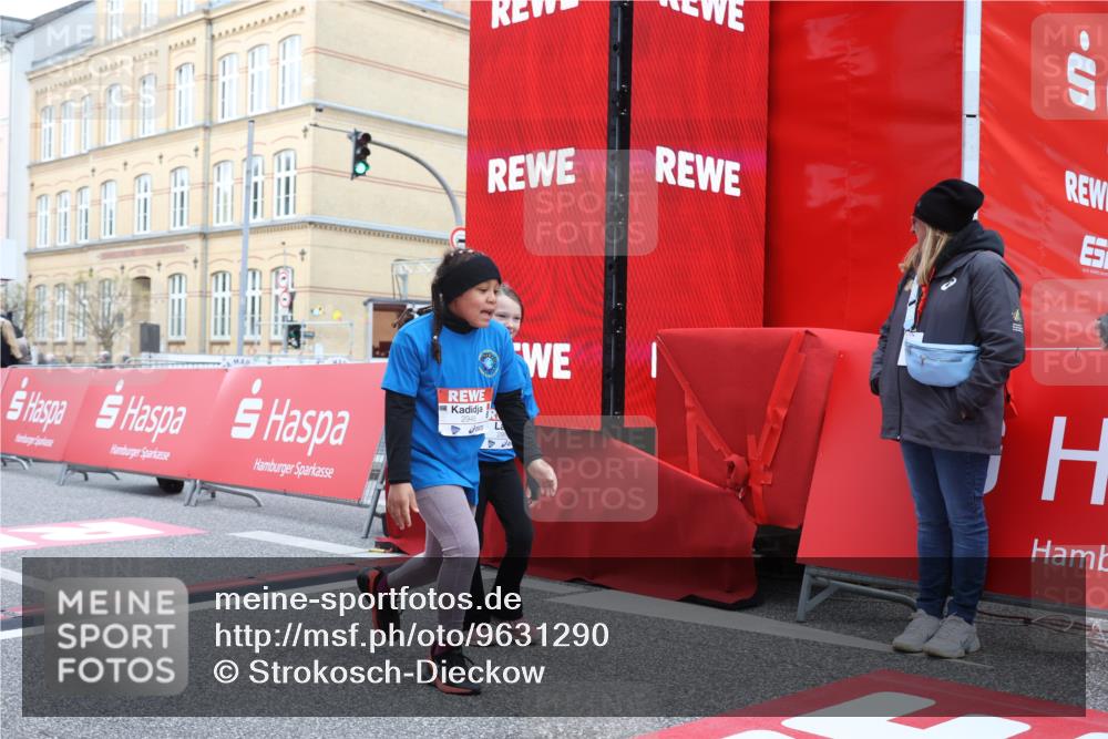 25.04.2026 - Das Zehntel Strokosch-Dieckow http://msf.ph/oto/9631290 25.04.2026 09:04:26 Ziel 1706, 1911, 1925, 2948, 2965, 3056, 3057, 3132, 3321, 3347, 3366, 3478, 3482 meine-sportfotos.de