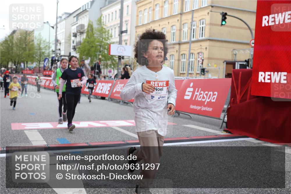 25.04.2026 - Das Zehntel Strokosch-Dieckow http://msf.ph/oto/9631297 25.04.2026 09:04:28 Ziel 1911, 1925, 2948, 2965, 3050, 3056, 3057, 3132, 3321, 3347, 3478, 3482 meine-sportfotos.de