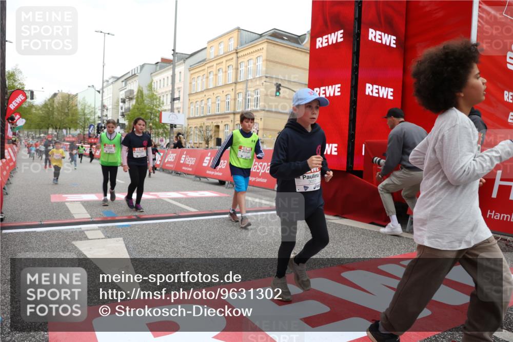 25.04.2026 - Das Zehntel Strokosch-Dieckow http://msf.ph/oto/9631302 25.04.2026 09:04:29 Ziel 1925, 2706, 2948, 2965, 3035, 3050, 3057, 3132, 3321, 3347, 3478, 3482 meine-sportfotos.de
