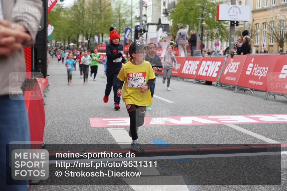 25.04.2026 - Das Zehntel Strokosch-Dieckow http://msf.ph/oto/9631311 25.04.2026 09:04:32 Ziel 1864, 1876, 2706, 3035, 3050, 3057, 3132, 3321, 3347, 3478, 3482 meine-sportfotos.de