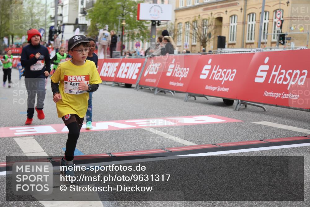 25.04.2026 - Das Zehntel Strokosch-Dieckow http://msf.ph/oto/9631317 25.04.2026 09:04:32 Ziel 1864, 1876, 2706, 3035, 3050, 3057, 3132, 3321, 3347, 3478, 3482 meine-sportfotos.de