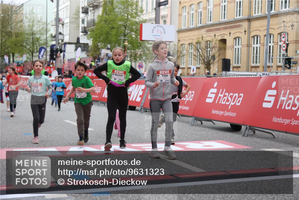 25.04.2026 - Das Zehntel Strokosch-Dieckow http://msf.ph/oto/9631323 25.04.2026 09:04:35 Ziel 1419, 1663, 1864, 1876, 2403, 2706, 3013, 3035, 3050, 3262, 3749, 3763, 3792 meine-sportfotos.de