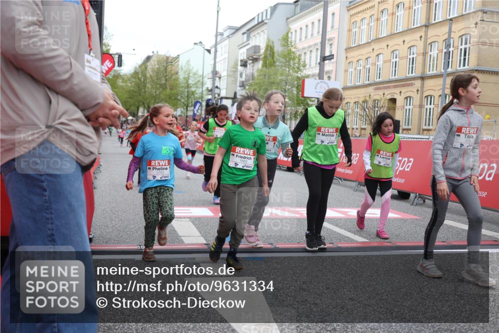 25.04.2026 - Das Zehntel Strokosch-Dieckow http://msf.ph/oto/9631334 25.04.2026 09:04:37 Ziel 1419, 1663, 1864, 1876, 2403, 2569, 2706, 3013, 3035, 3262, 3325, 3749, 3763, 3792 meine-sportfotos.de