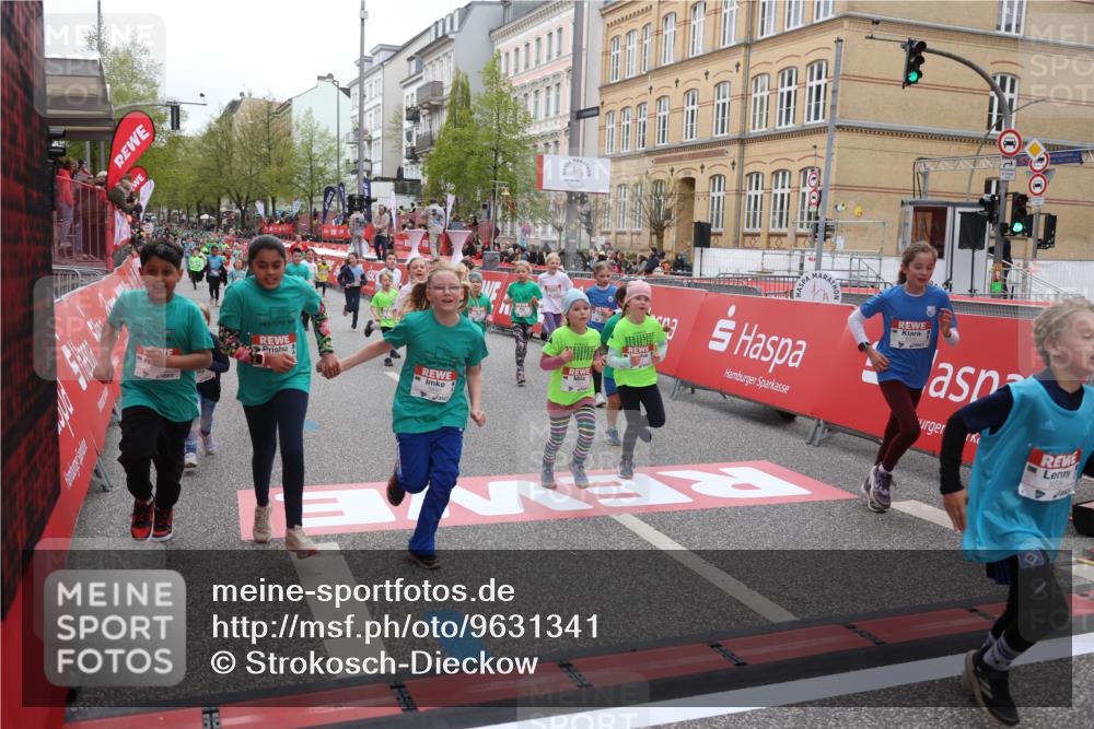 25.04.2026 - Das Zehntel Strokosch-Dieckow http://msf.ph/oto/9631341 25.04.2026 11:04:11 Ziel 5184, 5186, 5594, 5685, 5899, 5902, 5922, 5991, 6315, 6316, 6448, 6476, 6591, 6607, 6927, 6949, 7018, 7031, 7444 meine-sportfotos.de