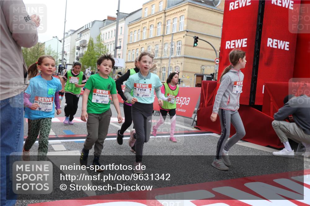 25.04.2026 - Das Zehntel Strokosch-Dieckow http://msf.ph/oto/9631342 25.04.2026 09:04:38 Ziel 1419, 1663, 1864, 1876, 2403, 2569, 2576, 2923, 3013, 3262, 3325, 3728, 3749, 3763, 3792 meine-sportfotos.de
