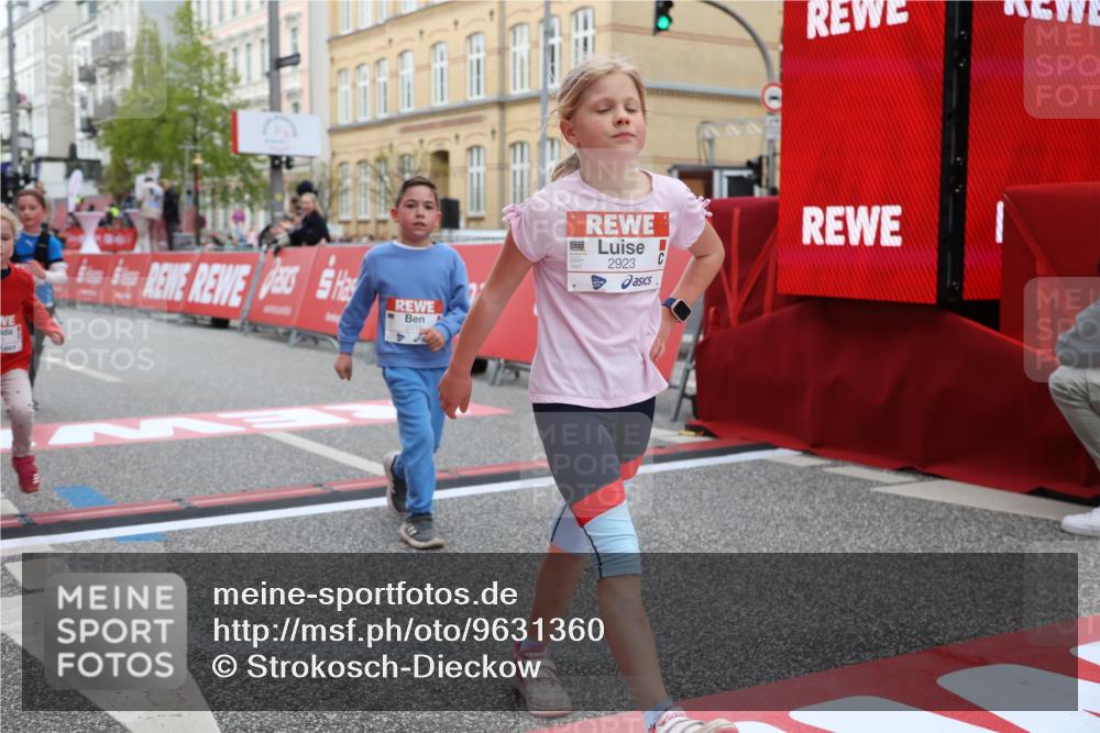 25.04.2026 - Das Zehntel Strokosch-Dieckow http://msf.ph/oto/9631360 25.04.2026 09:04:42 Ziel 1419, 1663, 1933, 2212, 2403, 2569, 2576, 2923, 3262, 3325, 3728, 3749, 3763, 3792, 3818, 3821 meine-sportfotos.de