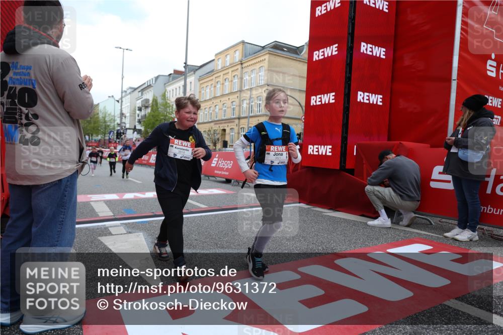 25.04.2026 - Das Zehntel Strokosch-Dieckow http://msf.ph/oto/9631372 25.04.2026 09:04:44 Ziel 1623, 1933, 2212, 2569, 2576, 2923, 3325, 3728, 3818, 3821 meine-sportfotos.de