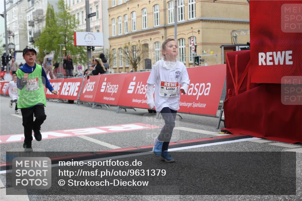 25.04.2026 - Das Zehntel Strokosch-Dieckow http://msf.ph/oto/9631379 25.04.2026 09:04:55 Ziel 1062, 1063, 1068, 1228, 1439, 1661, 2839, 3442, 3446 meine-sportfotos.de