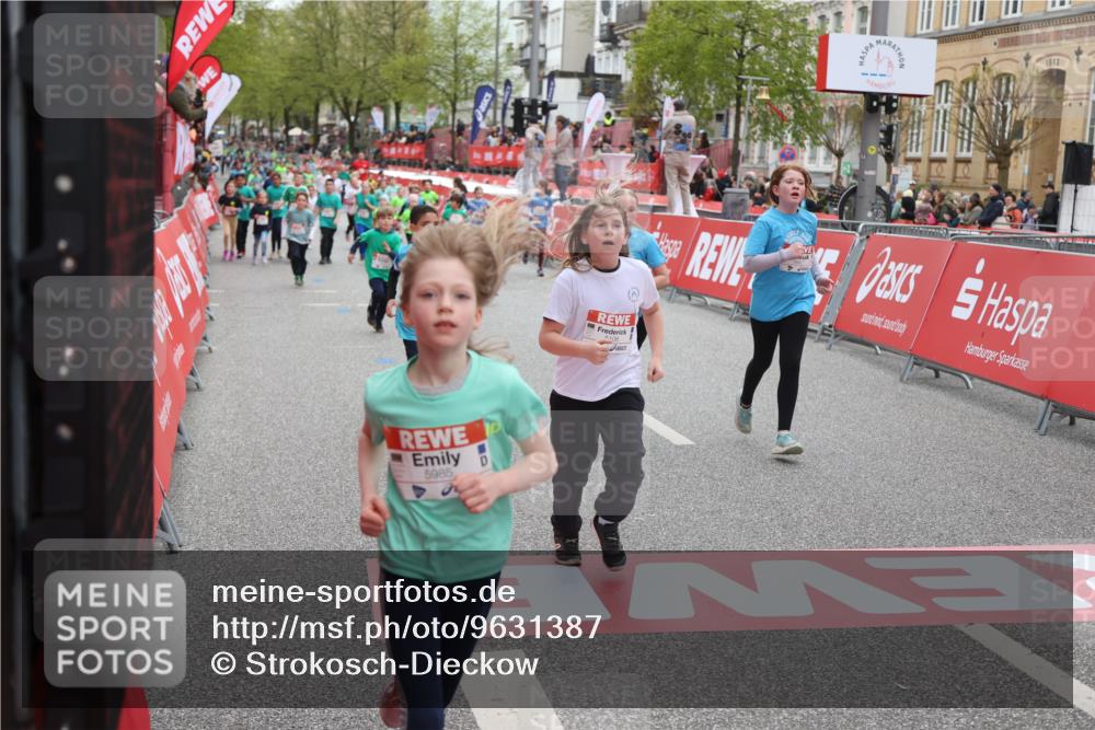 25.04.2026 - Das Zehntel Strokosch-Dieckow http://msf.ph/oto/9631387 25.04.2026 11:04:04 Ziel 5106, 5262, 5272, 5283, 5685, 5774, 5864, 5985, 6312, 6598, 6927, 6949, 7440, 7441, 7610 meine-sportfotos.de