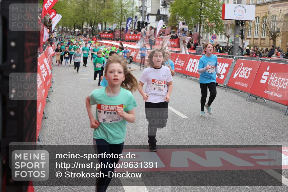 25.04.2026 - Das Zehntel Strokosch-Dieckow http://msf.ph/oto/9631391 25.04.2026 11:04:03 Ziel 5106, 5262, 5272, 5283, 5745, 5774, 5864, 5985, 6312, 6598, 6782, 6927, 6949, 7440, 7441, 7602, 7610, 7620, 7630, 7936 meine-sportfotos.de