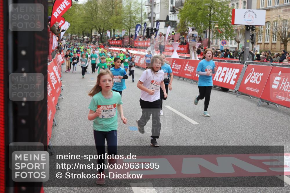 25.04.2026 - Das Zehntel Strokosch-Dieckow http://msf.ph/oto/9631395 25.04.2026 11:04:03 Ziel 5106, 5262, 5272, 5283, 5745, 5774, 5864, 5985, 6312, 6598, 6782, 6927, 6949, 7440, 7441, 7602, 7610, 7620, 7630, 7936 meine-sportfotos.de