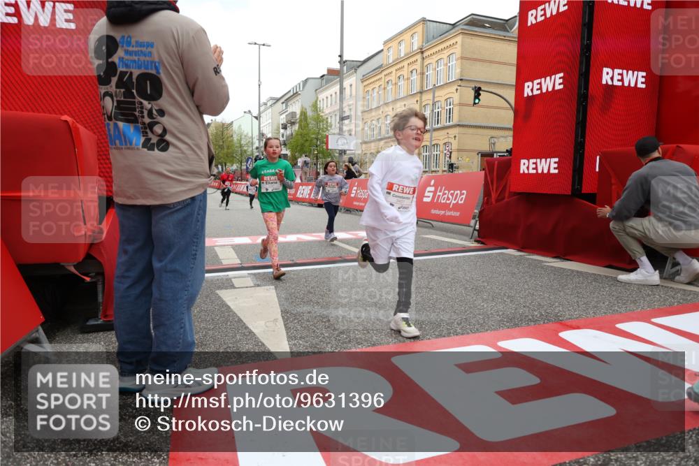 25.04.2026 - Das Zehntel Strokosch-Dieckow http://msf.ph/oto/9631396 25.04.2026 09:04:58 Ziel 1062, 1228, 1439, 1661, 2397, 2839, 3880 meine-sportfotos.de