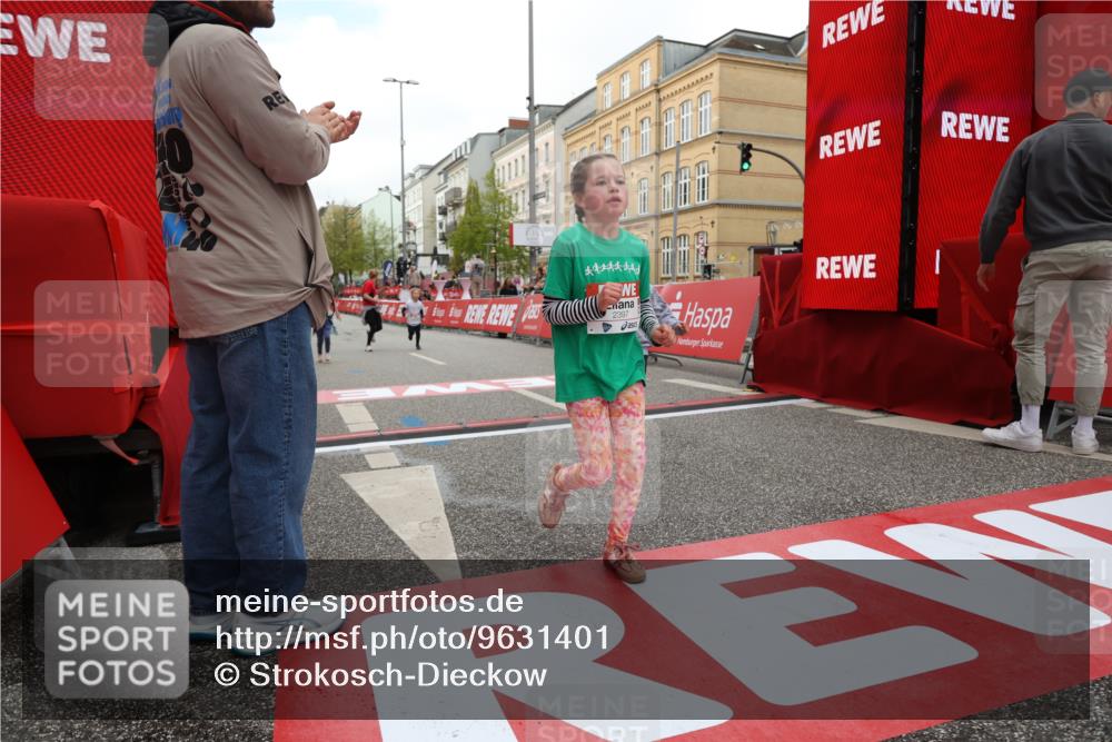 25.04.2026 - Das Zehntel Strokosch-Dieckow http://msf.ph/oto/9631401 25.04.2026 09:04:59 Ziel 1062, 1228, 1439, 1661, 2397, 2839, 2996, 3451, 3880 meine-sportfotos.de