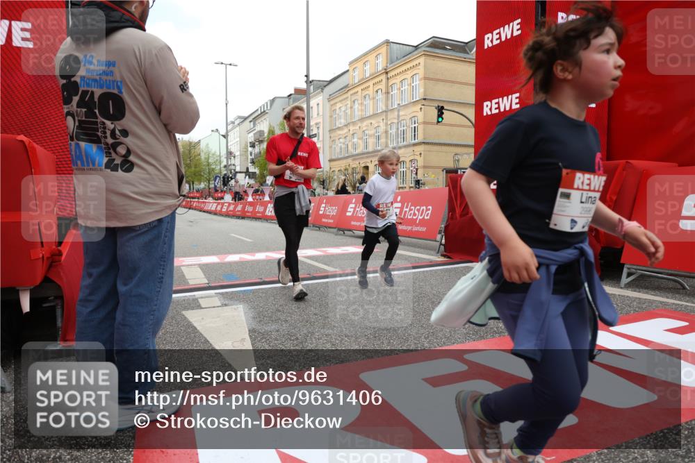 25.04.2026 - Das Zehntel Strokosch-Dieckow http://msf.ph/oto/9631406 25.04.2026 09:05:03 Ziel 1793, 1835, 1860, 2397, 2578, 2842, 2996, 3451, 3459, 3880 meine-sportfotos.de