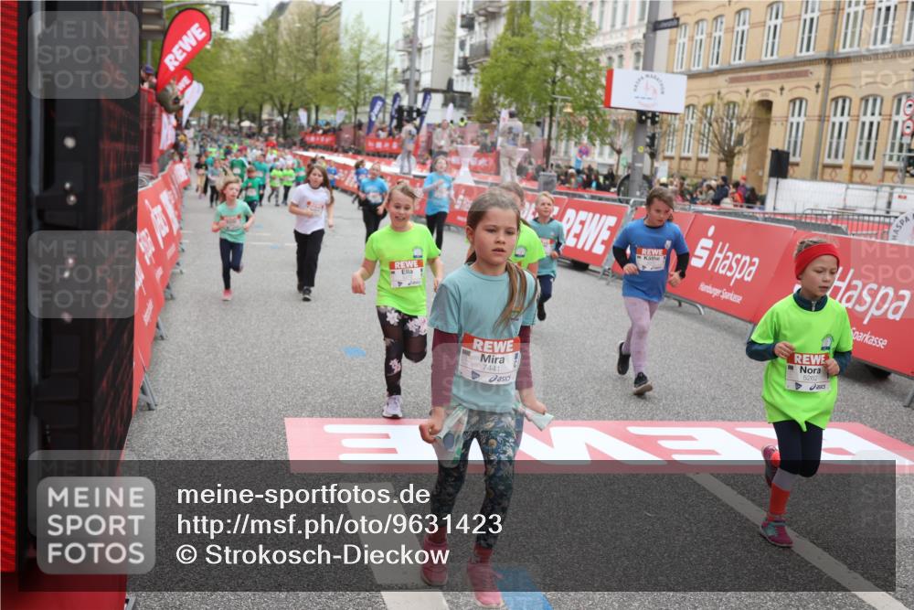 25.04.2026 - Das Zehntel Strokosch-Dieckow http://msf.ph/oto/9631423 25.04.2026 11:04:01 Ziel 5262, 5272, 5283, 5468, 5520, 5745, 5774, 5864, 5865, 5985, 6312, 6598, 6780, 6782, 6976, 7440, 7441, 7602, 7610, 7620, 7630, 7936 meine-sportfotos.de