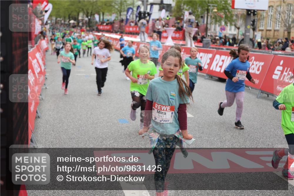 25.04.2026 - Das Zehntel Strokosch-Dieckow http://msf.ph/oto/9631425 25.04.2026 11:04:01 Ziel 5262, 5272, 5283, 5468, 5520, 5745, 5774, 5864, 5865, 5985, 6312, 6598, 6780, 6782, 6976, 7440, 7441, 7602, 7610, 7620, 7630, 7936 meine-sportfotos.de