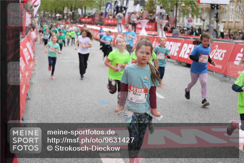 25.04.2026 - Das Zehntel Strokosch-Dieckow http://msf.ph/oto/9631427 25.04.2026 11:04:01 Ziel 5262, 5272, 5283, 5468, 5520, 5745, 5774, 5864, 5865, 5985, 6312, 6598, 6780, 6782, 6976, 7440, 7441, 7602, 7610, 7620, 7630, 7936 meine-sportfotos.de