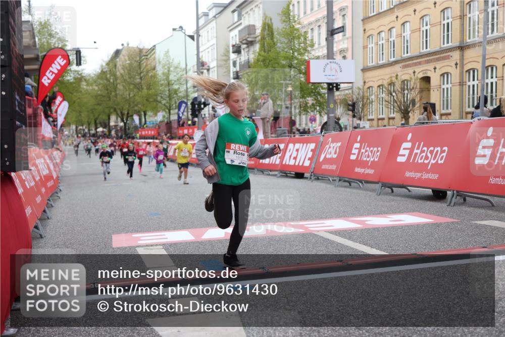 25.04.2026 - Das Zehntel Strokosch-Dieckow http://msf.ph/oto/9631430 25.04.2026 09:07:10 Ziel 1227, 1235, 1973, 2677, 2687, 2973, 2985, 3771, 3781 meine-sportfotos.de