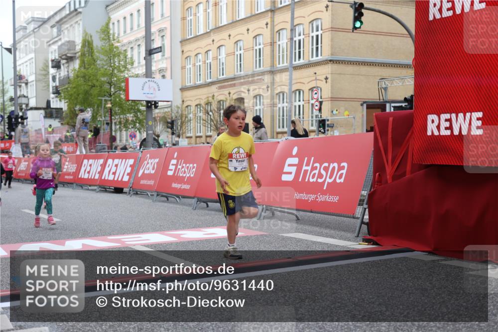 25.04.2026 - Das Zehntel Strokosch-Dieckow http://msf.ph/oto/9631440 25.04.2026 09:07:14 Ziel 1227, 1235, 1321, 1524, 1973, 2054, 2060, 2180, 3732, 3771, 3781 meine-sportfotos.de