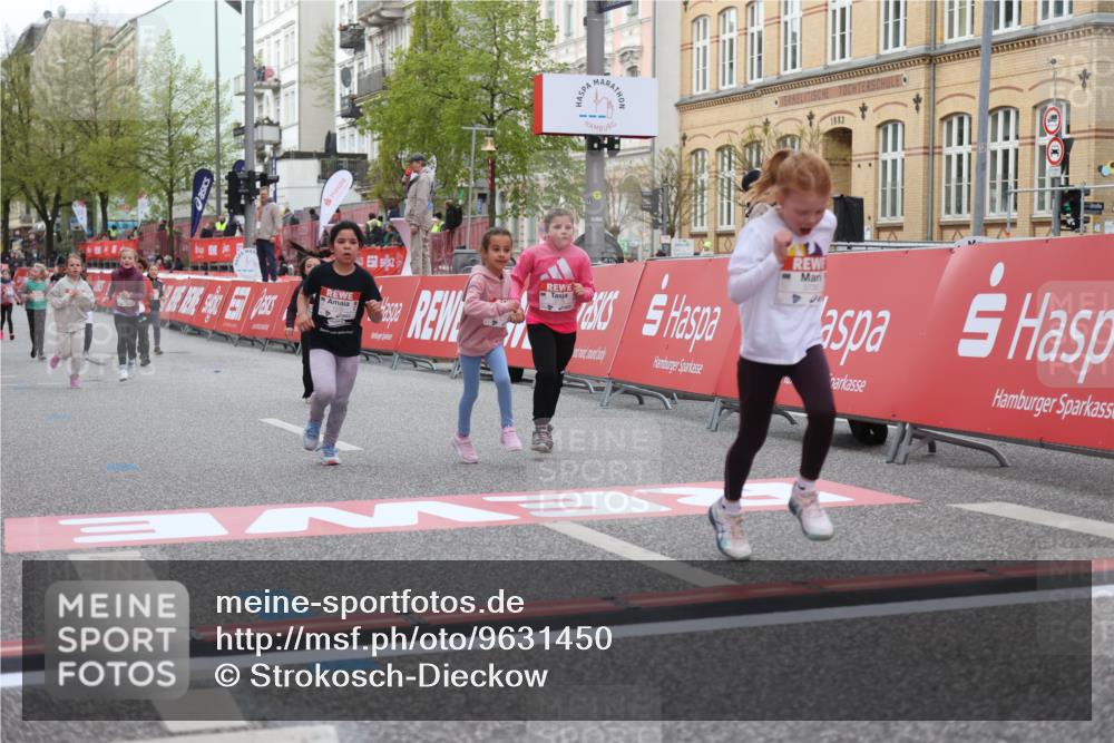 25.04.2026 - Das Zehntel Strokosch-Dieckow http://msf.ph/oto/9631450 25.04.2026 09:07:20 Ziel 1079, 1321, 1524, 2180, 2202, 2924, 2930, 3732, 3742, 3753, 3779, 3864 meine-sportfotos.de