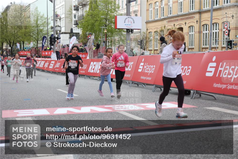 25.04.2026 - Das Zehntel Strokosch-Dieckow http://msf.ph/oto/9631452 25.04.2026 09:07:20 Ziel 1079, 1321, 1524, 2180, 2202, 2924, 2930, 3732, 3742, 3753, 3779, 3864 meine-sportfotos.de