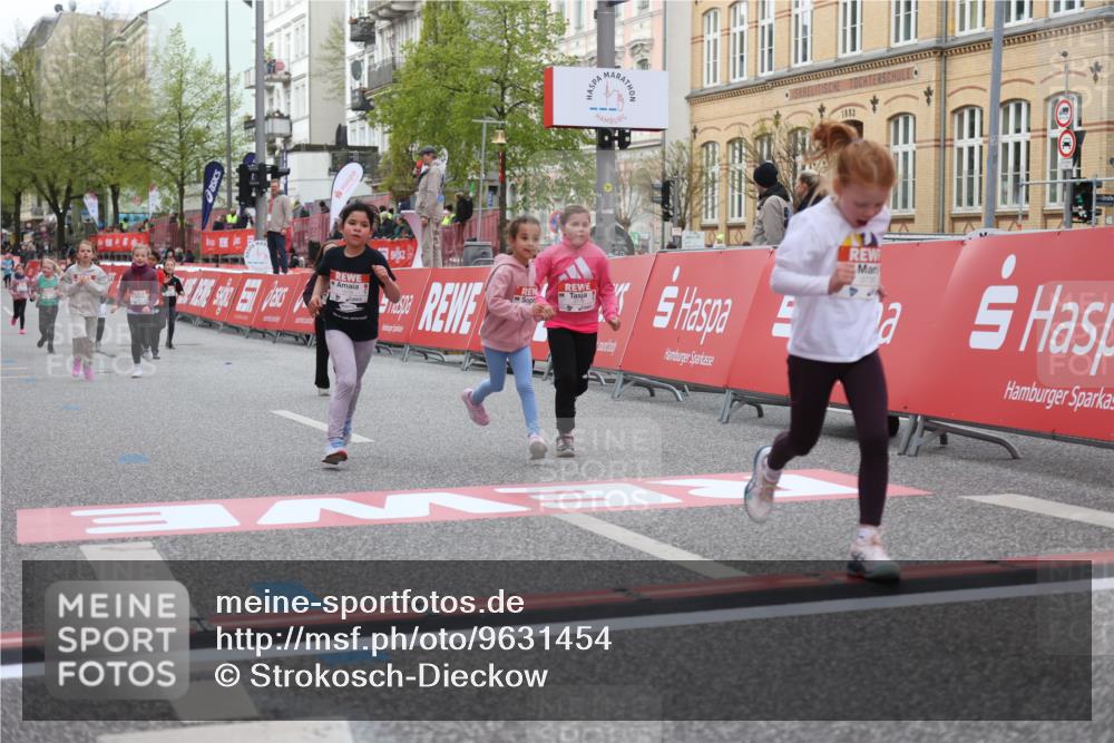 25.04.2026 - Das Zehntel Strokosch-Dieckow http://msf.ph/oto/9631454 25.04.2026 09:07:20 Ziel 1079, 1321, 1524, 2180, 2202, 2924, 2930, 3732, 3742, 3753, 3779, 3864 meine-sportfotos.de