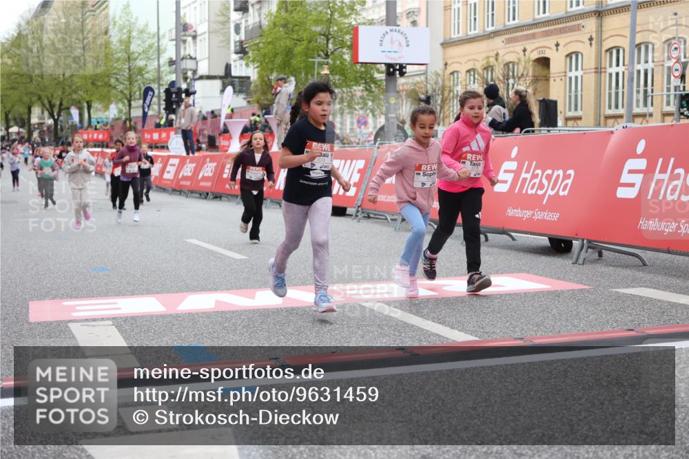 25.04.2026 - Das Zehntel Strokosch-Dieckow http://msf.ph/oto/9631459 25.04.2026 09:07:21 Ziel 1079, 1095, 1321, 2180, 2202, 2924, 2930, 3732, 3742, 3753, 3779, 3864 meine-sportfotos.de