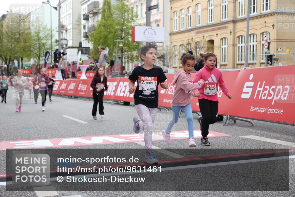 25.04.2026 - Das Zehntel Strokosch-Dieckow http://msf.ph/oto/9631461 25.04.2026 09:07:21 Ziel 1079, 1095, 1321, 2180, 2202, 2924, 2930, 3732, 3742, 3753, 3779, 3864 meine-sportfotos.de
