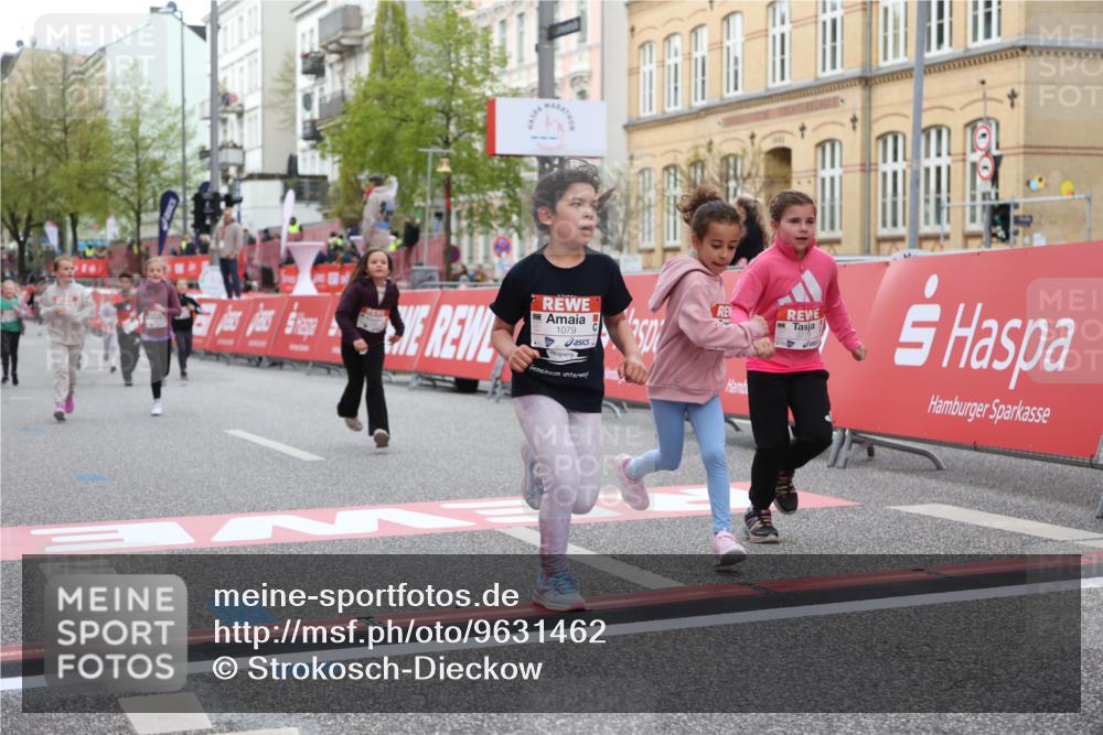 25.04.2026 - Das Zehntel Strokosch-Dieckow http://msf.ph/oto/9631462 25.04.2026 09:07:21 Ziel 1079, 1095, 1321, 2180, 2202, 2924, 2930, 3732, 3742, 3753, 3779, 3864 meine-sportfotos.de