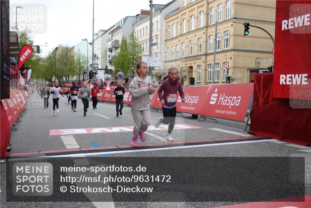 25.04.2026 - Das Zehntel Strokosch-Dieckow http://msf.ph/oto/9631472 25.04.2026 09:07:26 Ziel 1079, 1095, 1258, 1375, 2202, 2930, 3735, 3753, 3779, 3791, 3864, 3889, 3934, 3935 meine-sportfotos.de