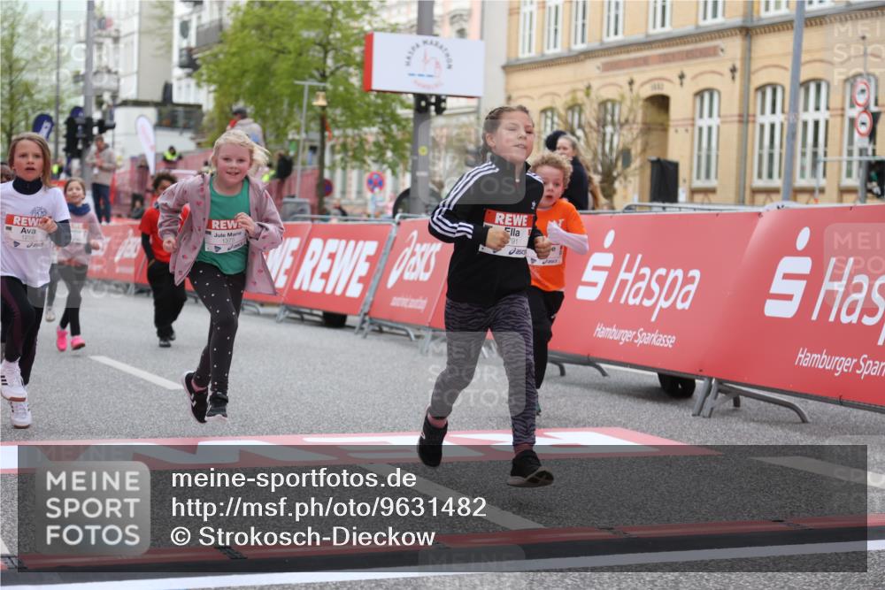 25.04.2026 - Das Zehntel Strokosch-Dieckow http://msf.ph/oto/9631482 25.04.2026 09:07:27 Ziel 1079, 1095, 1258, 1375, 2202, 3735, 3753, 3779, 3791, 3889, 3908, 3934, 3935 meine-sportfotos.de
