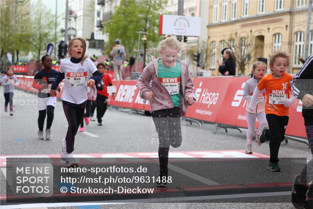 25.04.2026 - Das Zehntel Strokosch-Dieckow http://msf.ph/oto/9631488 25.04.2026 09:07:28 Ziel 1095, 1258, 1375, 1800, 3735, 3779, 3791, 3889, 3908, 3934, 3935 meine-sportfotos.de