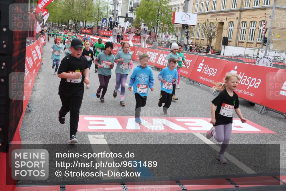 25.04.2026 - Das Zehntel Strokosch-Dieckow http://msf.ph/oto/9631489 25.04.2026 11:03:56 Ziel 5046, 5231, 5468, 5520, 5745, 5774, 5865, 6150, 6291, 6485, 6570, 6598, 6780, 6782, 6812, 6976, 6994, 6995, 7000, 7025, 7538, 7602, 7620, 7630, 7934, 7936 meine-sportfotos.de