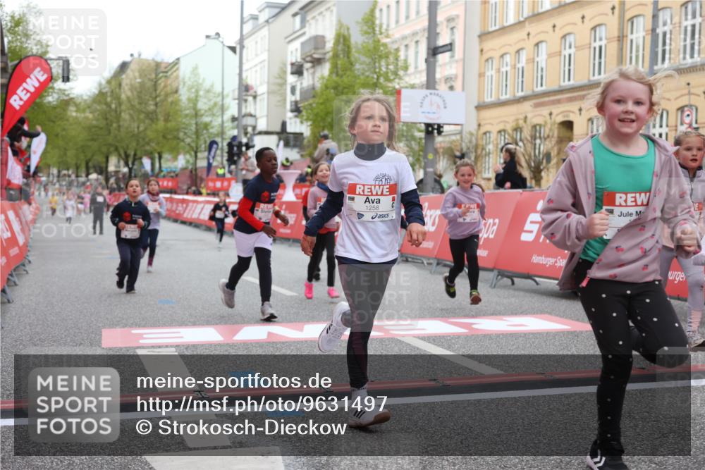 25.04.2026 - Das Zehntel Strokosch-Dieckow http://msf.ph/oto/9631497 25.04.2026 09:07:29 Ziel 1095, 1258, 1375, 1800, 1806, 3735, 3791, 3889, 3908, 3934, 3935 meine-sportfotos.de