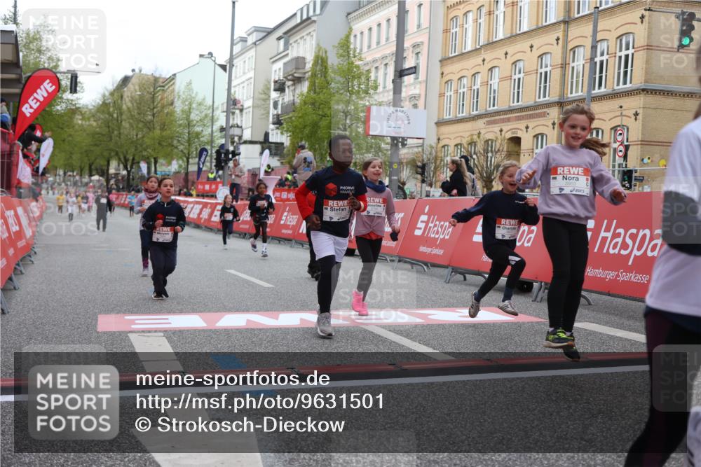 25.04.2026 - Das Zehntel Strokosch-Dieckow http://msf.ph/oto/9631501 25.04.2026 09:07:30 Ziel 1258, 1375, 1800, 1806, 2913, 3735, 3791, 3889, 3908, 3934, 3935 meine-sportfotos.de