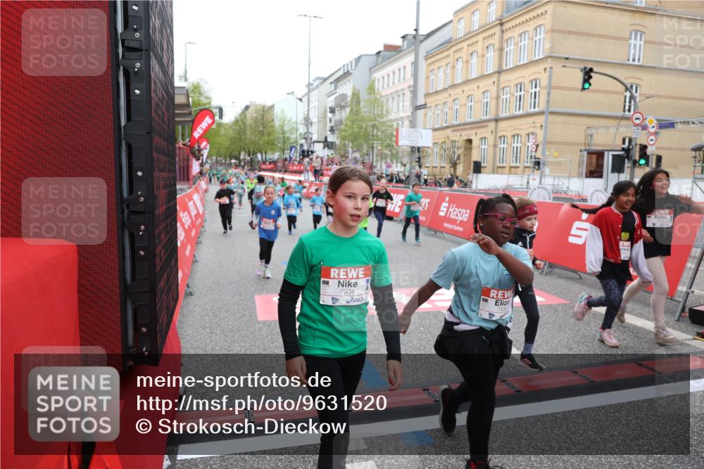 25.04.2026 - Das Zehntel Strokosch-Dieckow http://msf.ph/oto/9631520 25.04.2026 11:03:53 Ziel 5046, 5224, 5225, 5231, 5468, 5520, 5865, 5888, 6150, 6268, 6291, 6485, 6570, 6812, 6994, 6995, 7000, 7025, 7538, 7934 meine-sportfotos.de