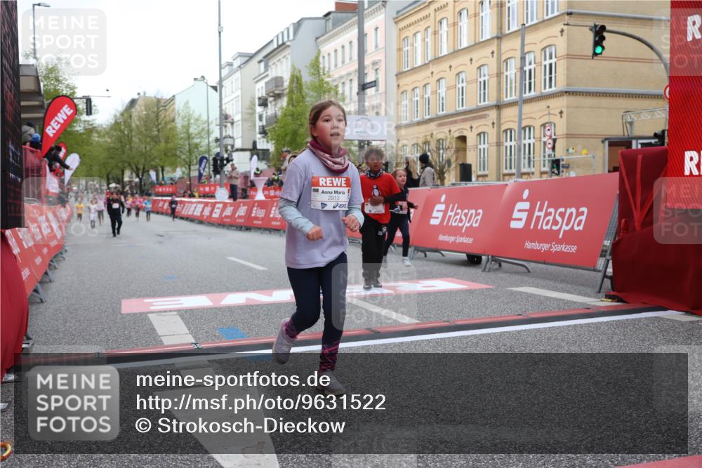 25.04.2026 - Das Zehntel Strokosch-Dieckow http://msf.ph/oto/9631522 25.04.2026 09:07:33 Ziel 1243, 1245, 1258, 1375, 1800, 1806, 2555, 2913, 3785, 3791, 3877, 3889, 3908, 3953 meine-sportfotos.de