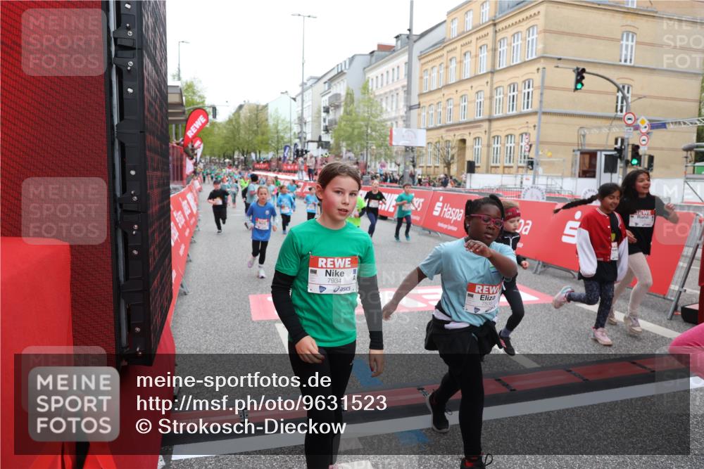 25.04.2026 - Das Zehntel Strokosch-Dieckow http://msf.ph/oto/9631523 25.04.2026 11:03:53 Ziel 5046, 5224, 5225, 5231, 5468, 5520, 5865, 5888, 6150, 6268, 6291, 6485, 6570, 6812, 6994, 6995, 7000, 7025, 7538, 7934 meine-sportfotos.de