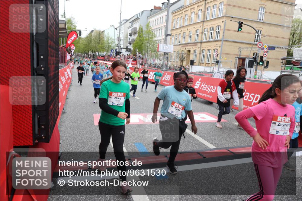 25.04.2026 - Das Zehntel Strokosch-Dieckow http://msf.ph/oto/9631530 25.04.2026 11:03:52 Ziel 5046, 5214, 5224, 5225, 5231, 5888, 6150, 6268, 6291, 6485, 6570, 6812, 6994, 6995, 7000, 7025, 7347, 7538, 7874, 7934 meine-sportfotos.de