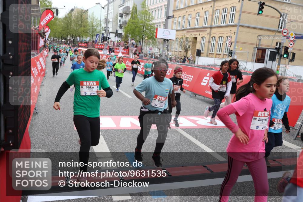 25.04.2026 - Das Zehntel Strokosch-Dieckow http://msf.ph/oto/9631535 25.04.2026 11:03:52 Ziel 5046, 5214, 5224, 5225, 5231, 5888, 6150, 6268, 6291, 6485, 6570, 6812, 6994, 6995, 7000, 7025, 7347, 7538, 7874, 7934 meine-sportfotos.de
