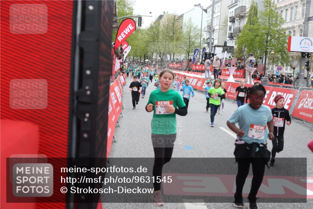 25.04.2026 - Das Zehntel Strokosch-Dieckow http://msf.ph/oto/9631545 25.04.2026 11:03:51 Ziel 5046, 5214, 5224, 5225, 5888, 6150, 6268, 6485, 6570, 6812, 6994, 6995, 7000, 7025, 7347, 7538, 7874, 7934 meine-sportfotos.de