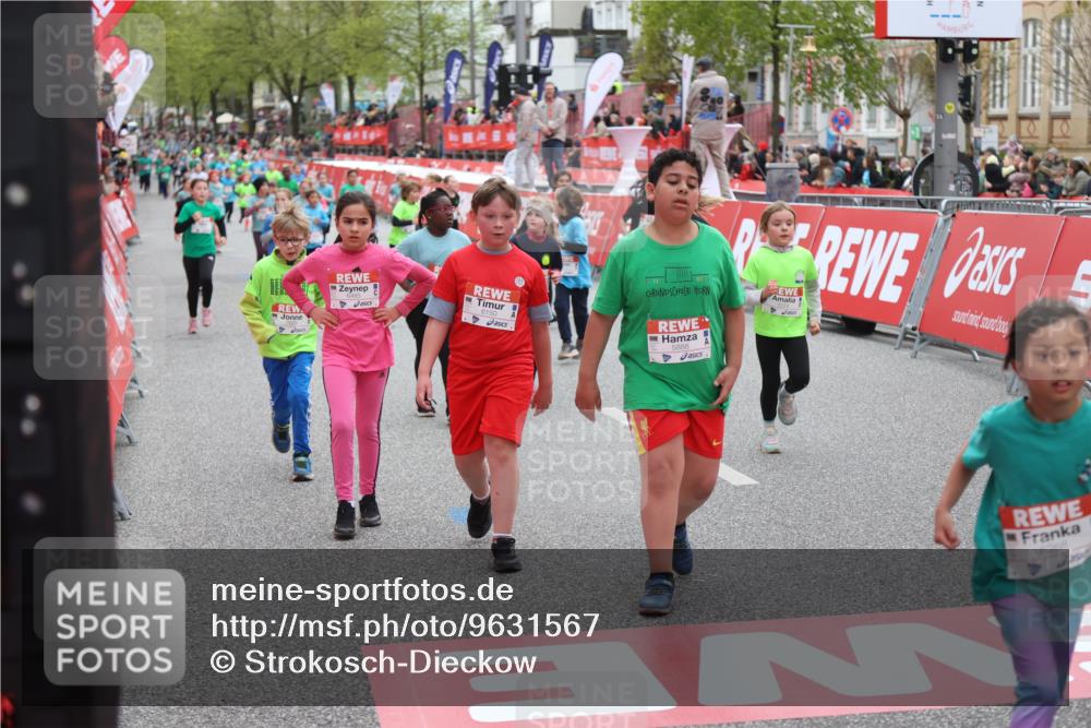 25.04.2026 - Das Zehntel Strokosch-Dieckow http://msf.ph/oto/9631567 25.04.2026 11:03:47 Ziel 5152, 5214, 5224, 5225, 5888, 5895, 6165, 6176, 6268, 6817, 6849, 7343, 7347, 7799, 7874 meine-sportfotos.de