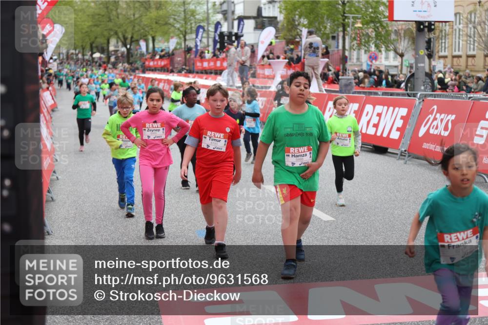 25.04.2026 - Das Zehntel Strokosch-Dieckow http://msf.ph/oto/9631568 25.04.2026 11:03:47 Ziel 5152, 5214, 5224, 5225, 5888, 5895, 6165, 6176, 6268, 6817, 6849, 7343, 7347, 7799, 7874 meine-sportfotos.de