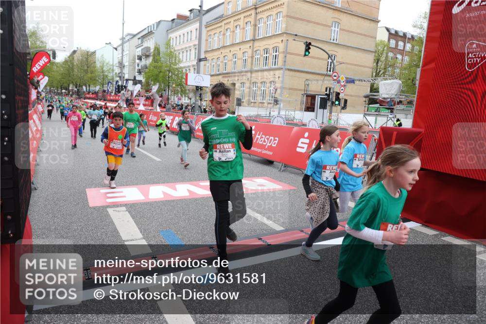 25.04.2026 - Das Zehntel Strokosch-Dieckow http://msf.ph/oto/9631581 25.04.2026 11:03:45 Ziel 5011, 5134, 5152, 5214, 5225, 5895, 6165, 6176, 6268, 6269, 6278, 6817, 6849, 7343, 7347, 7799, 7874 meine-sportfotos.de