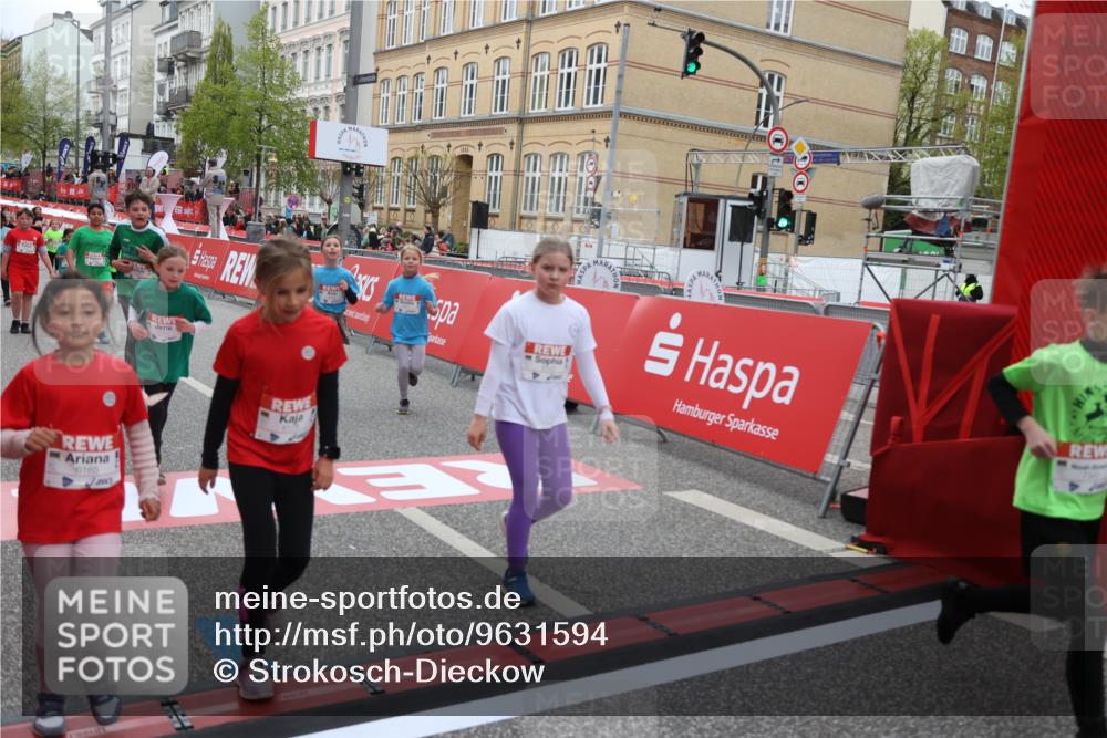 25.04.2026 - Das Zehntel Strokosch-Dieckow http://msf.ph/oto/9631594 25.04.2026 11:03:42 Ziel 5011, 5042, 5134, 5152, 5330, 5351, 5895, 5940, 6165, 6176, 6267, 6269, 6278, 6817, 6849, 7038, 7343, 7442, 7453, 7475, 7799 meine-sportfotos.de