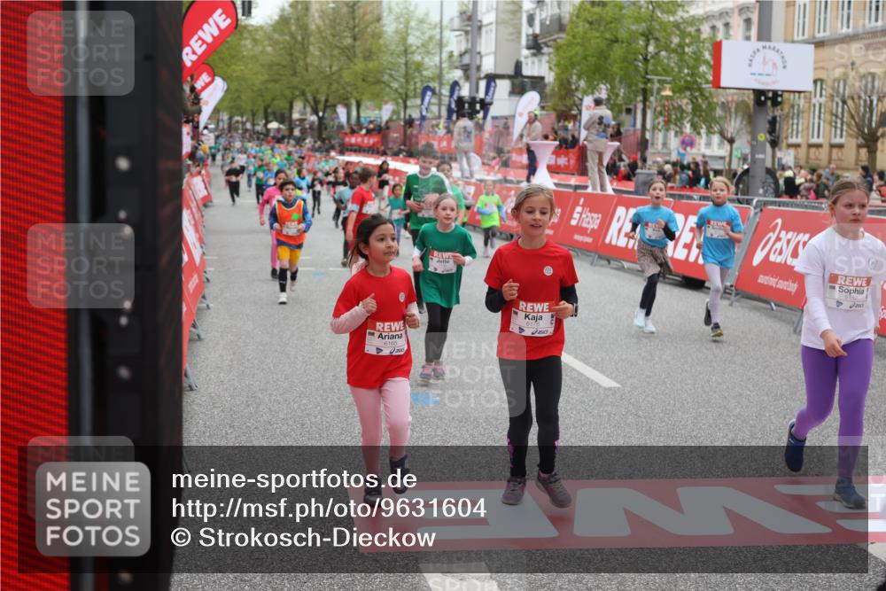 25.04.2026 - Das Zehntel Strokosch-Dieckow http://msf.ph/oto/9631604 25.04.2026 11:03:41 Ziel 5011, 5042, 5134, 5152, 5330, 5351, 5582, 5772, 5940, 6165, 6176, 6267, 6269, 6278, 7038, 7343, 7442, 7453, 7475, 7799 meine-sportfotos.de