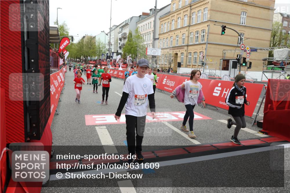 25.04.2026 - Das Zehntel Strokosch-Dieckow http://msf.ph/oto/9631609 25.04.2026 11:03:40 Ziel 5011, 5042, 5134, 5152, 5330, 5351, 5582, 5772, 5940, 6165, 6176, 6267, 6269, 6278, 7038, 7343, 7442, 7445, 7453, 7475 meine-sportfotos.de