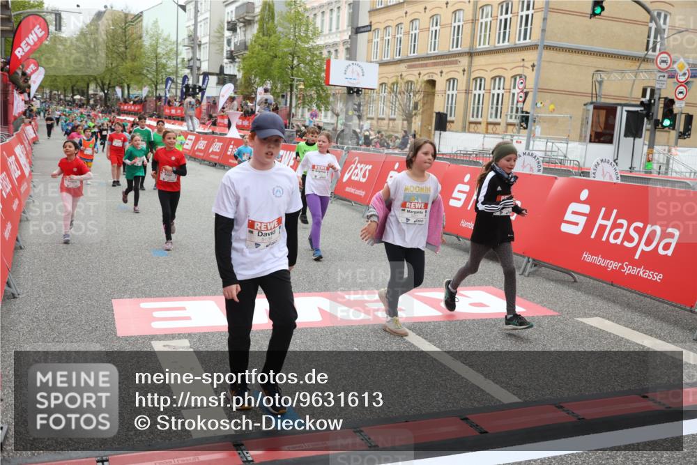 25.04.2026 - Das Zehntel Strokosch-Dieckow http://msf.ph/oto/9631613 25.04.2026 11:03:40 Ziel 5011, 5042, 5134, 5152, 5330, 5351, 5582, 5772, 5940, 6165, 6176, 6267, 6269, 6278, 7038, 7343, 7442, 7445, 7453, 7475 meine-sportfotos.de