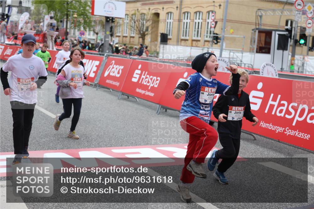 25.04.2026 - Das Zehntel Strokosch-Dieckow http://msf.ph/oto/9631618 25.04.2026 11:03:39 Ziel 5011, 5042, 5134, 5330, 5351, 5582, 5772, 5940, 6267, 6269, 6278, 7038, 7442, 7445, 7453, 7475 meine-sportfotos.de